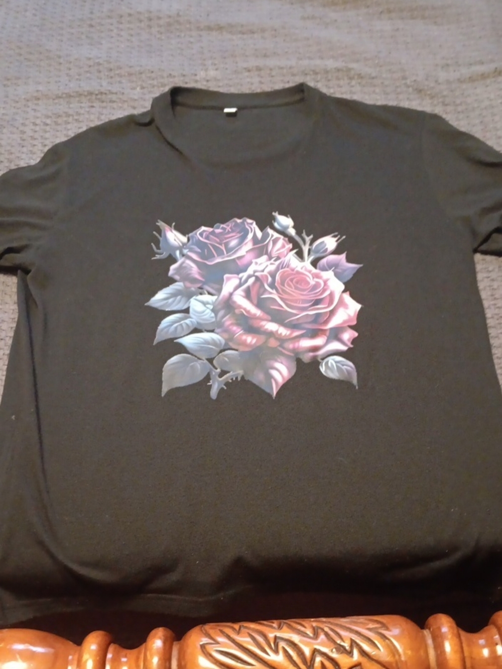 Black Men’s Graphic Rose Crewneck T-Shirt